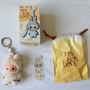 THE MONSTERS Pin for Love Series  - A